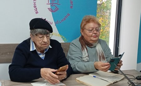 Курси для людей старшого віку - Смартфони, цифрова грамотність