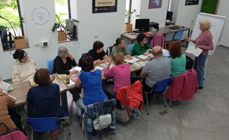 Заняття з англійської мови для слухачів Університету третього віку
