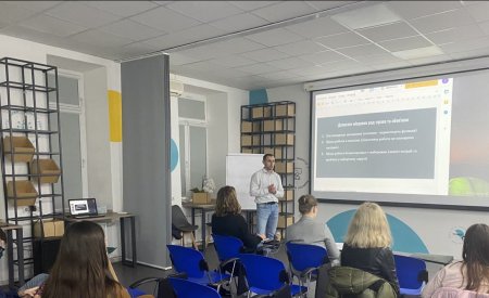 Політичні студії. Діяльність депутата. Спікер Хацевич Ігор Мирославович - депутат Київської міської ради ІХ скликання