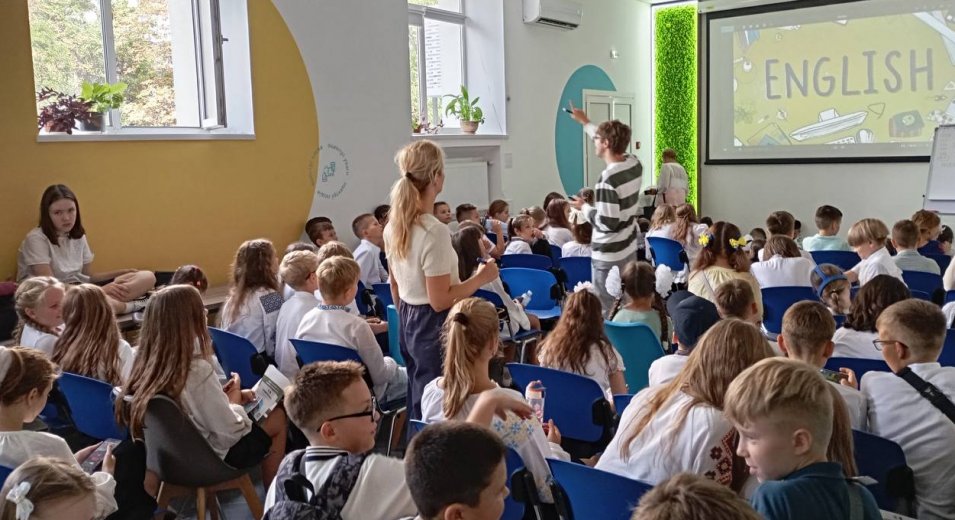 Майстерклас з малювання та настільні ігри до Дня знань у Vcentri HUB: Голосіїв