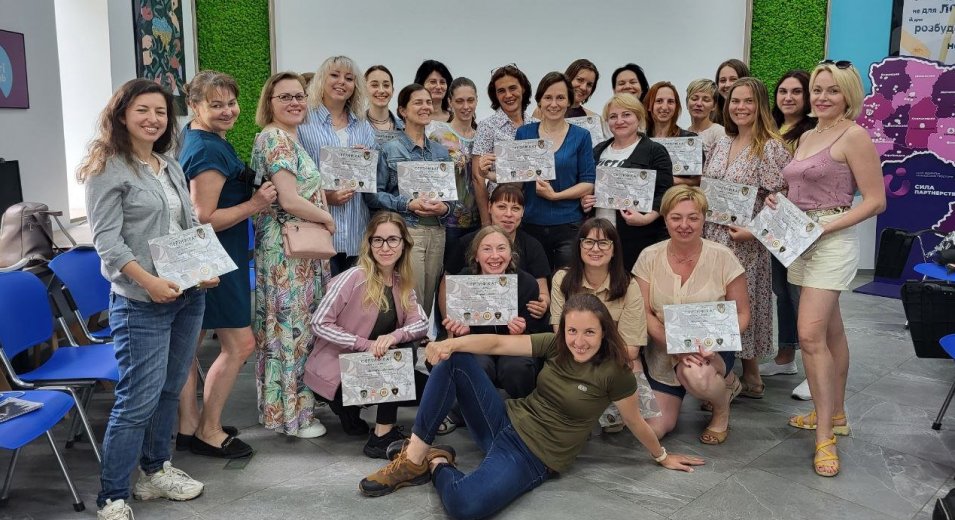 18 червня у Vcentri Hub: Оболонь Українська Жіноча Варта провела заняття з тактичної медицини для жінок.