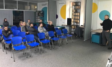  У Vcentri Hub: Шевченківський провели лекцію з кібербезпеки у соціальних мережах