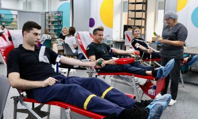  У Vcentri Hub: Шевченківський за кілька годин зібрали 13 літрів крові 