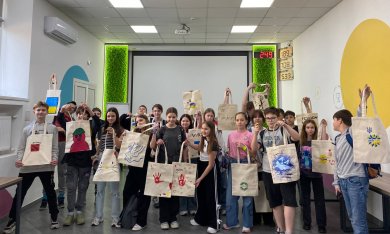 Кольорові мрії на шоперах: творчий бум у Vcentri HUB!