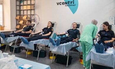 Понад 40 мешканців столиці прийшли щоб стати донорами крові для порятунку життів