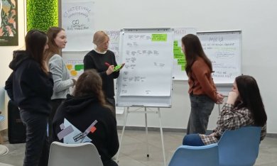 Простір для рішень і нових орієнтирів