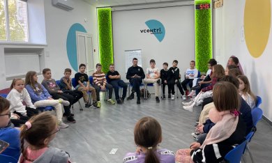 Сьогодні у Vcentri Hub: Голосіїв школярі вчилися протидіяти булінгу