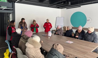 Тепло, що перемагає холод: душевний захід для людей старшого віку у Vcentri HUB