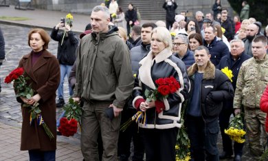 У Києві вшанували памʼять Героїв Небесної Сотні та полеглих Захисників у День Гідності та Свободи