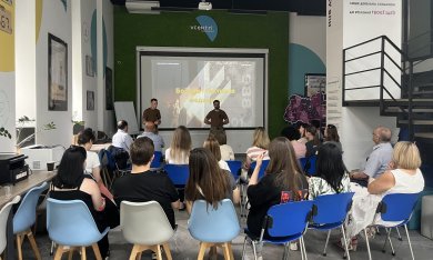 Знання, що рятують життя: у Vcentri HUB провели тренінг з тактичної медицини