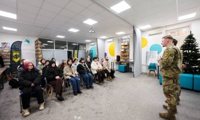 Знати, що робити, коли рахунок іде на секунди. Саме про це був курс для молоді Stop The Bleed, який відбувся у Vcentri HUB: Шевченківський