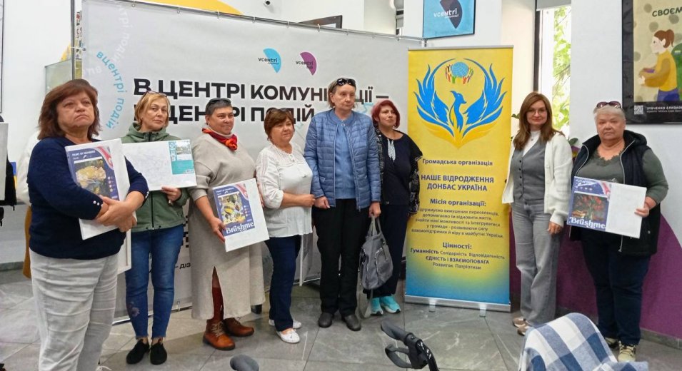 Іноді, щоб відчути більше опори, достатньо зупинитися, прислухатися до себе й дозволити творчості говорити замість слів
