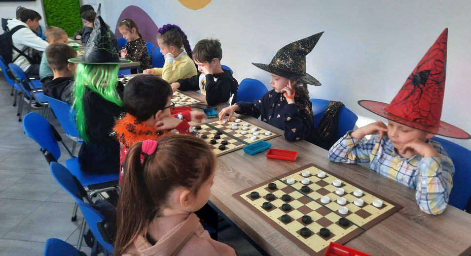 Осінній турнір «Магічні шашки» у Vcentri HUB: Голосіїв