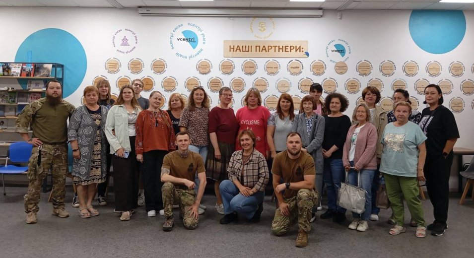 Підготовка до нового навчального року: вчителі Ліцею №53 пройшли тренінг із тактичної медицини
