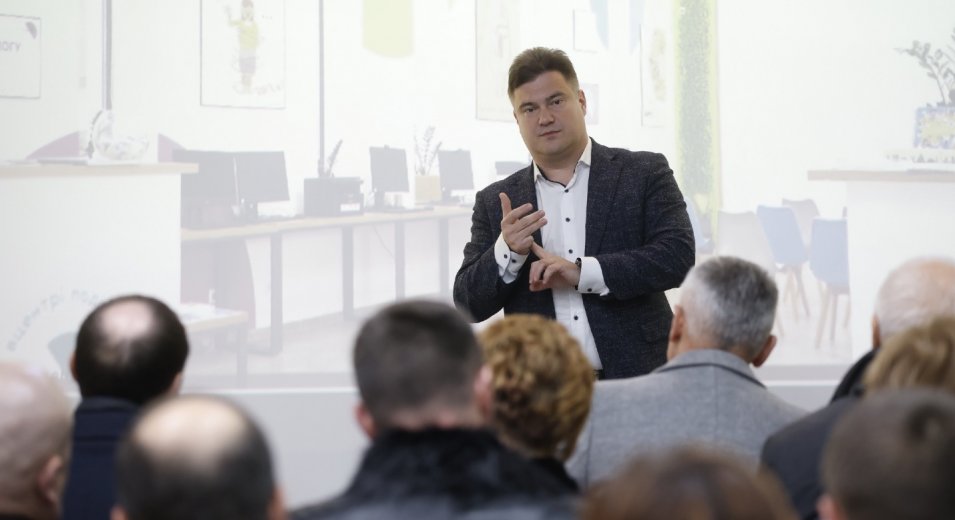 У рамках XVII Українського муніципального форуму майже 40 керівників міст України відвідали Vcentri Hub: Оболонь, аби познайомитись з нашим успішним досвідом розвитку громадянського суспільства