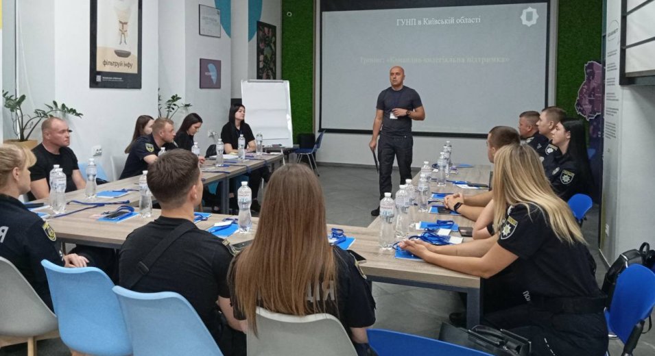 У Vcentri HUB завершився дводенний тренінг із підготовки консультантів мережі «Командно-колегіальна підтримка»